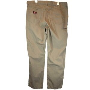 Wrangler Workwear Men's Khaki Brown Cargo Pants Size 40x32 Utility Work Outdoors